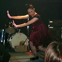 livepic_011206yasuko.jpg